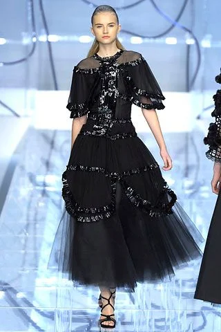 Look 32